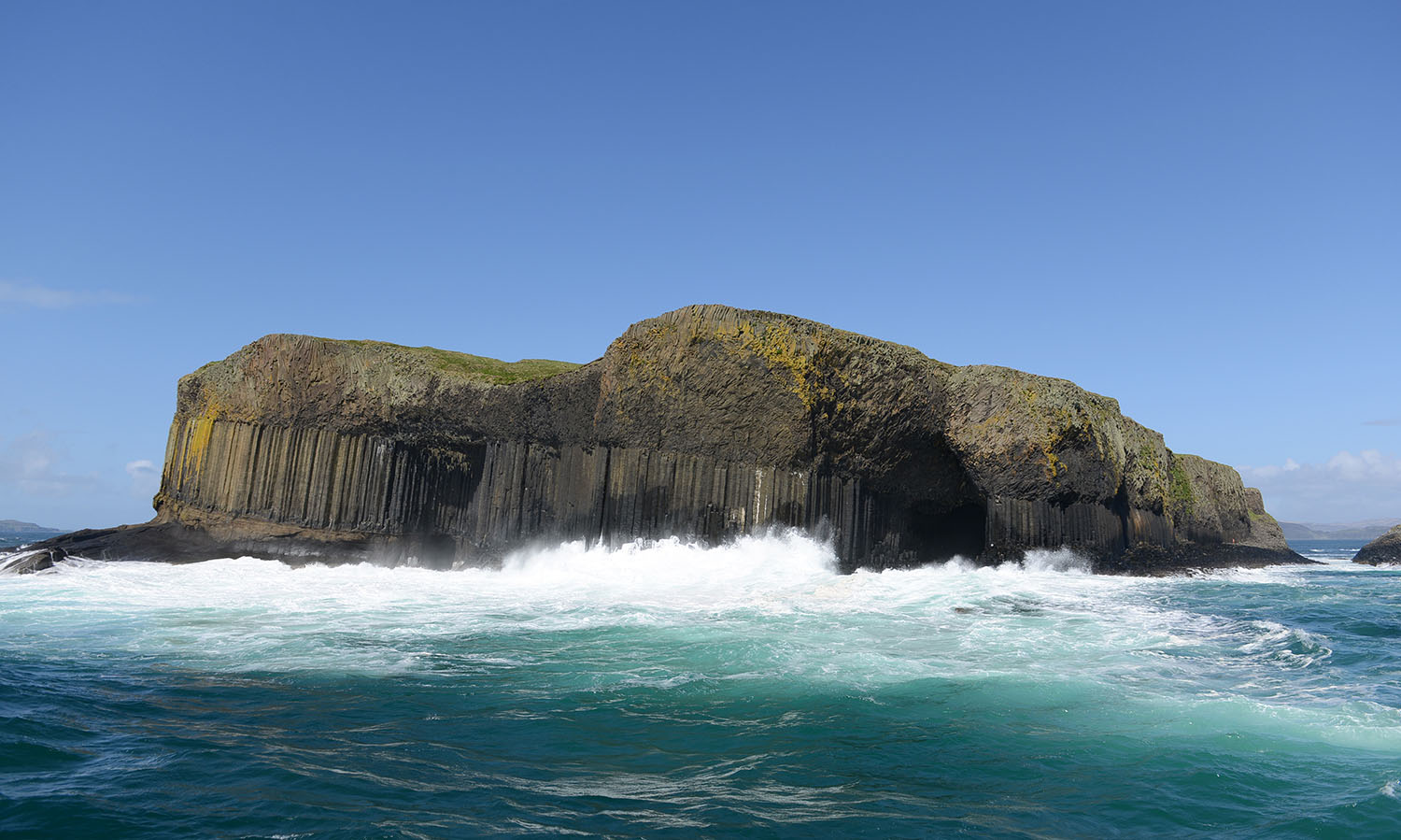 staffa tours from ulva